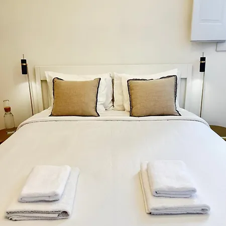Quarto em Acomodações Particulares Santa Justa Bedroom Shared Wc Lisboa