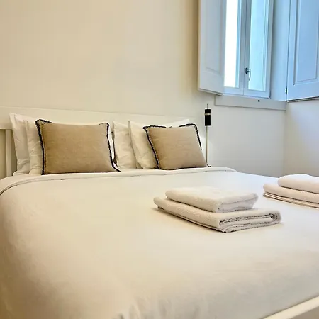 Santa Justa Bedroom Shared Wc Quarto em Acomodações Particulares
