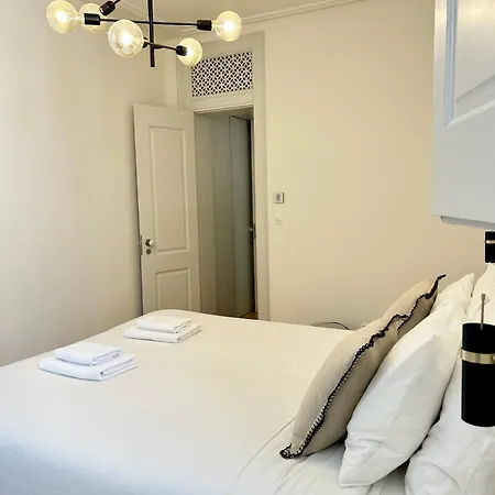 Santa Justa Bedroom Shared Wc